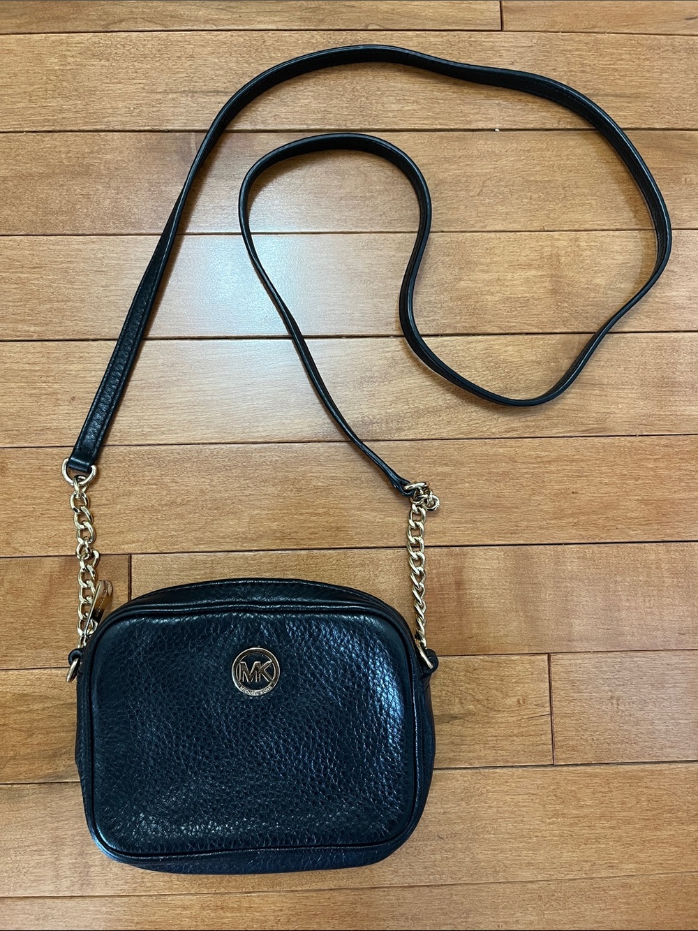 Michael Kors Fulton Small Black Leather Crossbody with Gold Chain Accent